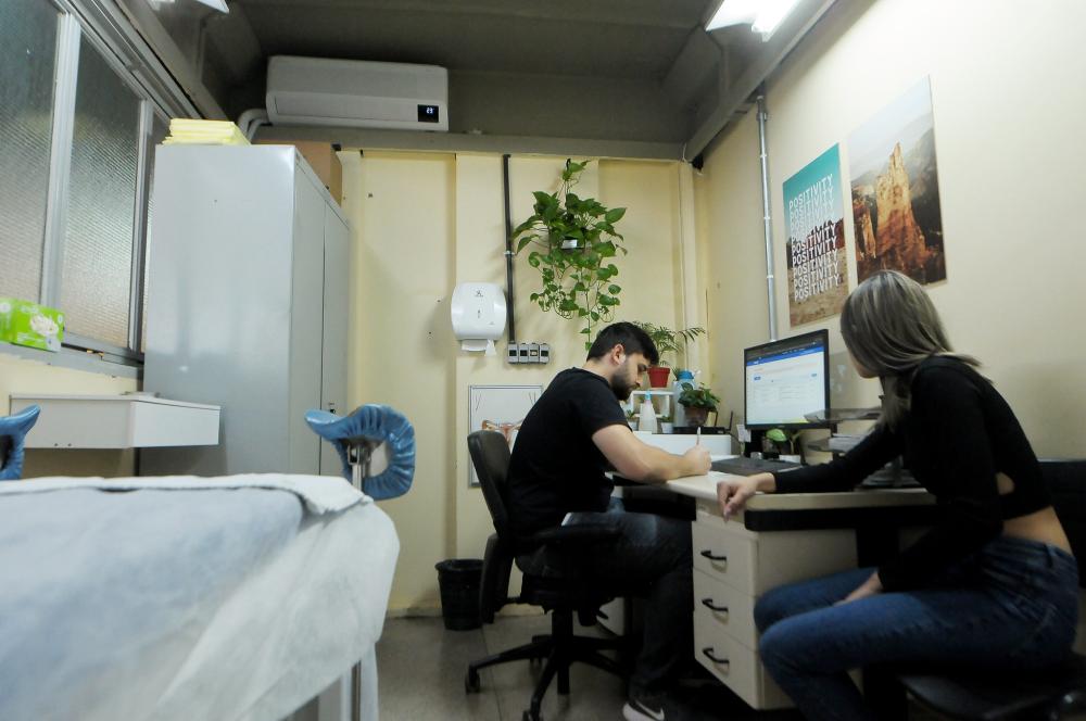 Capa da notícia: UBSs do DF realizam mais de 2,1 milhões de atendimentos no 1º semestre de 2025